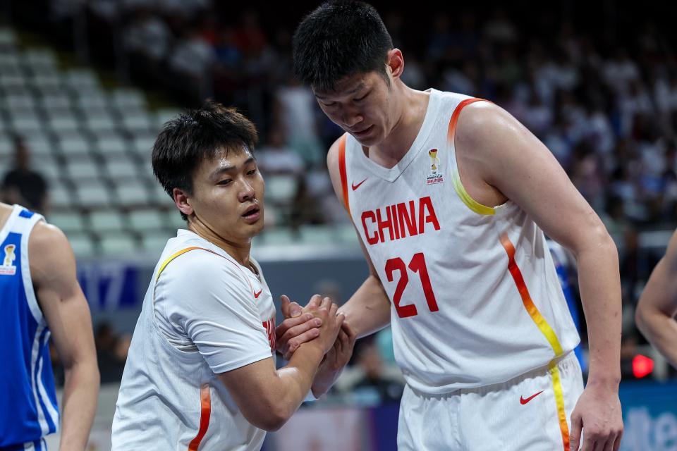 PG电子官方入口-拒重演马尼拉悲剧!中国男篮连续两场大逆转 出线前景大好